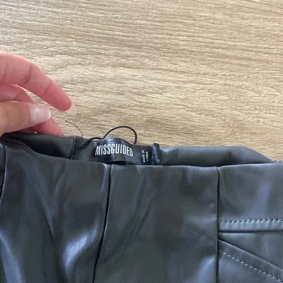 Missguided faux leather pants - Picture 2 of 5